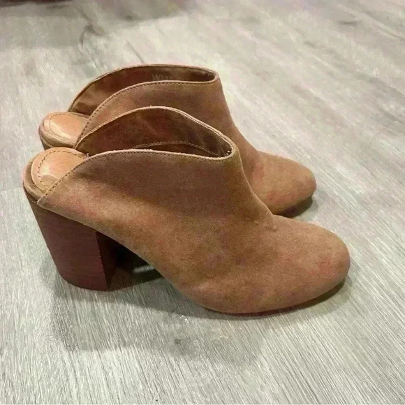 Report Women’s Sweden Slip On Chunky Heel Tan Bootie - Picture 4 of 8